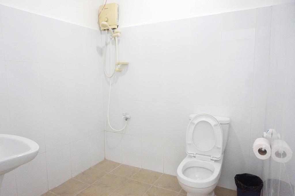 E-Mo Dormitory Cebu Екстер'єр фото
